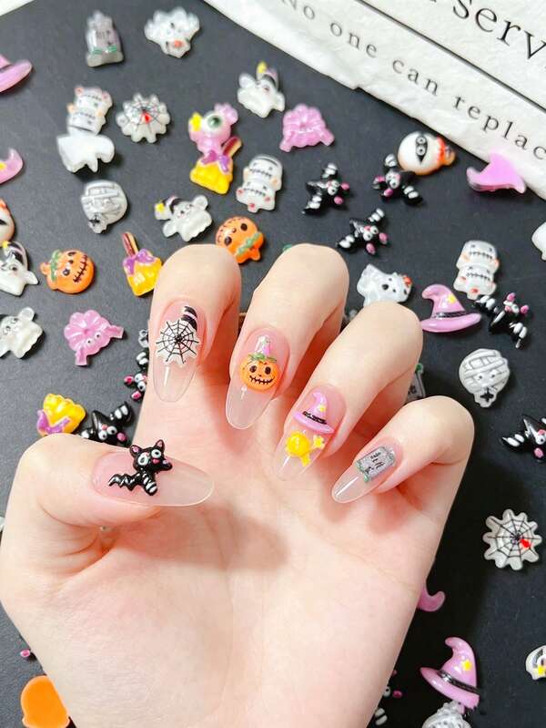 30/60 Random Mixed Halloween 3D Resin Nail Accessories, Cartoon Style Flat Bottomed Mini Decorations, Including Pumpkin, Ghost, Bat, Spider, Mummy, Witch Hat, Spider Web And Other Patterns, Suitable For Nail Art And Handmade DIY Nail Art Decorations