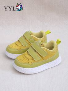 Toddler Hook And Loop Walking Shoes Soft Sole Non-Slip Skate Shoes Unisex Versatile Lightweight Sports Shoes - Green - View 1