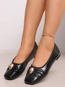 New Women's Pleated Metal Decor Flat Shoes, Black Soft Leather Square Toe Low-Top Comfortable Flats, Suitable For Office Commute - Black - View 7