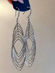 1 Pair Flashing Line Earrings, Elegant Dangle Earrings For Women, Suitable For Evening Party, Daily Wear, Holiday And Party - Silver - View 3
