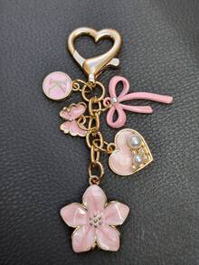 1pc 26 Letter Enamel Floral Keychain Pendant, Creative Key Ring Decorative Accessory, Car Key Chain, Bag Charm, Suitable For Friends, Family, Valentine's Day Gift, Birthday Gift, Holiday Gift, Party Favor - Multicolor - View 22