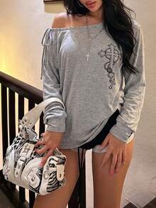 Y2K Homecoming Cross Graphic Off‑Shoulder Long Sleeve Top, Rivet Drawstring Slanted Shoulder Loose Tee, Fall Casual Women Streetwear Blouse - Grey - View 7