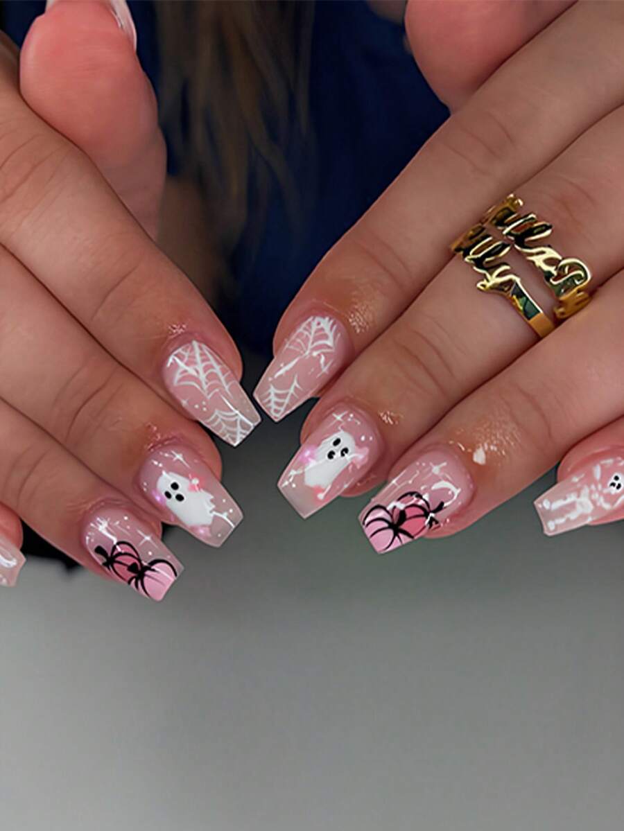 30pcs Of Press On Nails Short Coffin-Shaped Fake Nails,Halloween Nails,Cute Nude Ghost Pumpkin Skull Fake Nails,Gothic Style,Removable Fake Nails Set,Festival Fake Nails