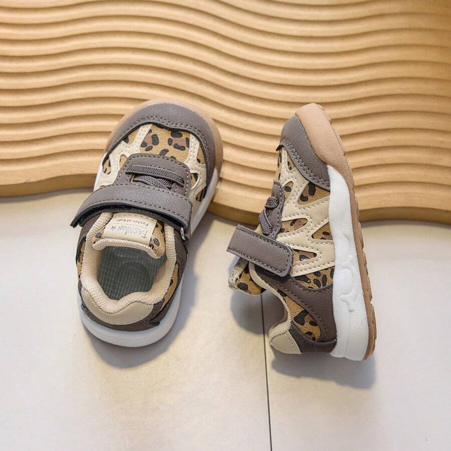 1 Pair Fashionable Baby Sports Shoes, Soft Breathable Fabric, Lightweight Cushioned Non-Slip Sole, Caring For Baby's Little Feet. Multiple Colors Available, Suitable For Running And Jumping, Essential For Cute Babies! - Brown - View 1