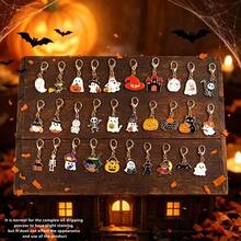 30pcs Halloween Keychain Set, Fun Charming Heart Charm, Dark-Themed Keyring, Bag Car Key Pendant, Mini Ornament, Gift For Couples Best Friends - Multicolor - View 10