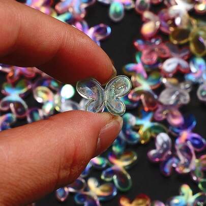 50 piezas de cuentas de mariposa diminutas con color degradado encantador, cuentas de acrílico con luz UV para hacer joyas, pulseras, cadenas de teléfono y accesorios DIY