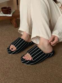 XIXITIAO Casual Arch‑Support Striped Slippers, Slip‑On Four‑Season Slippers For Men & Women, Soft Comfortable Indoor Home Slides - Black and White - View 9
