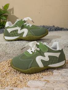 1 Pair Kids Fresh Green Lightweight Soft Sole Casual Sneakers, Suitable For School Running And Shopping - Green - View 1