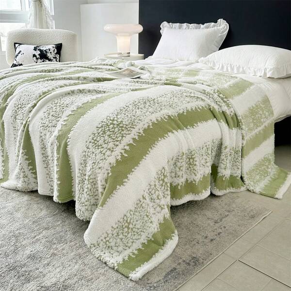 1pc Soft Warm Cationic Taffeta Fleece Blanket, Flannel Throw Blanket For Office Nap, Sofa, Car, Bed, Couch Cover
