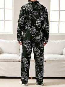 Men's Autumn/Winter Pajama Set, Lapel Collar Artistic Leopard Print Long Sleeve Top And Long Pants, Casual Comfortable Loungewear - Multicolor - View 2