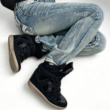 New ISA Style 2026 Sneakers, Vintage Casual Round-Toe Shoes For Women. Featuring A Hidden Heel Design. - 黑色 - 查看 2