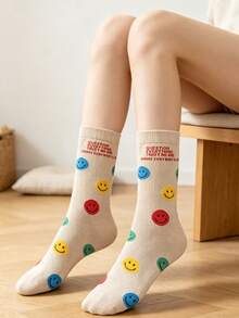 1/6 Pasang Kaos Kaki Pria Motif Wajah Tersenyum, Nyaman, Kasual, Menyerap Keringat, Pola Retro yang Menyenangkan, Hadiah Halloween dan Natal untuk Wanita, Lembut dan Bernapas - MultiWarna - View 2