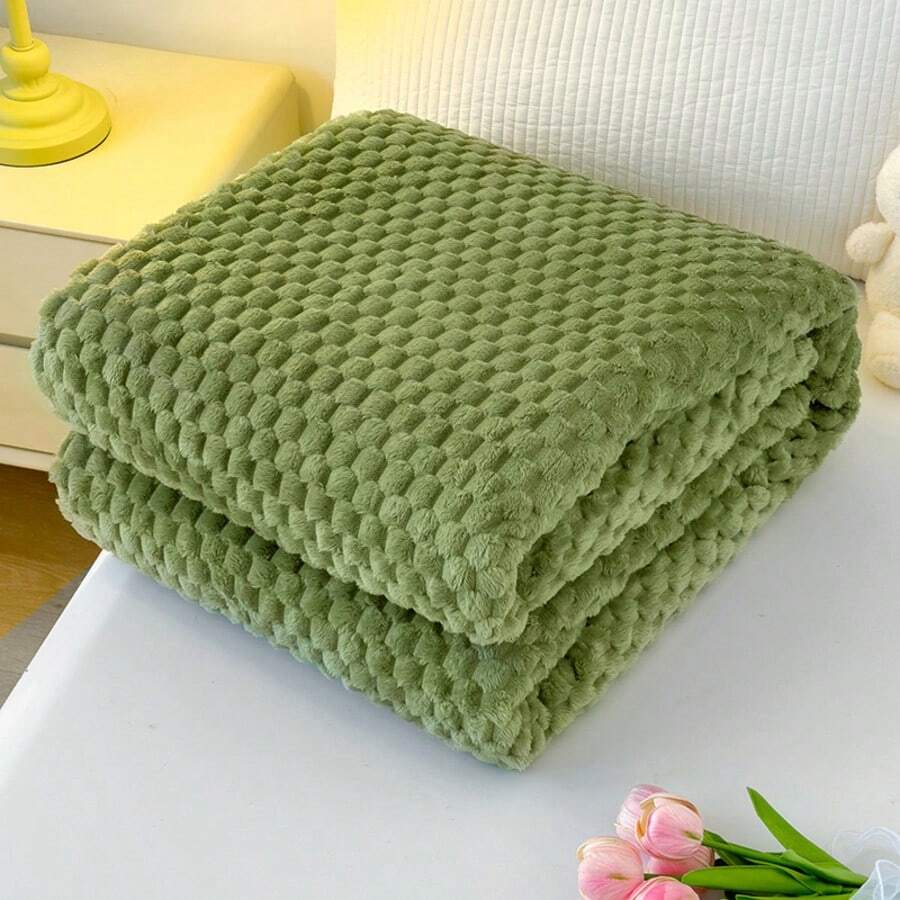 1pc Solid Color Striped Plaid Plush Blanket, Bedroom Room Decor, All-Season Use, Picnic Blanket, Leisure Nap Blanket, Office Small Throw Blanket