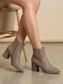 Women Ankle Boots & Booties - Nutria - View 1