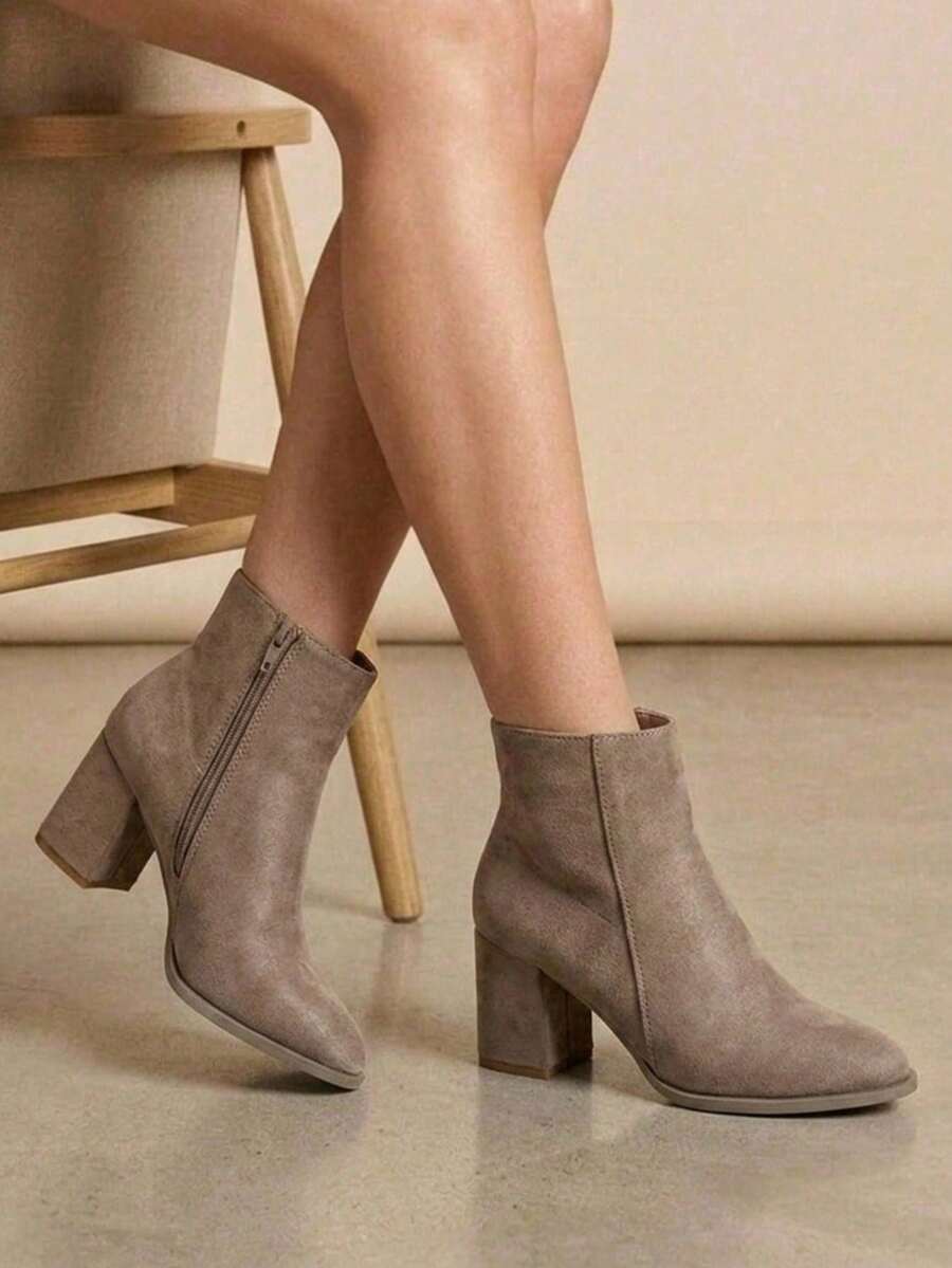 Women Ankle Boots & Booties - Nutria - View 1