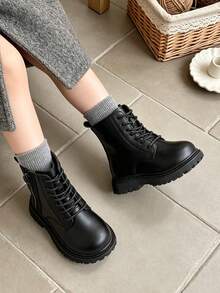 1 Pair Fashionable Children's Classic Lace-Up Boots, Minimalist Plain Round Toe Short Boots, Suitable For School Daily Wear And Casual Outings, Versatile For All Seasons - Black - View 1