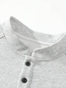 Blueprint Man 1pc Men's Light Gray Henley Collar Long Sleeve T-Shirt, Soft Knit Fabric, Skin-Friendly, 2-Button Henley Collar Design, Unique Layered Style, Solid Color Minimalist Casual, Suitable For Daily Commute And Outdoor Activities - Light Grey - View 7