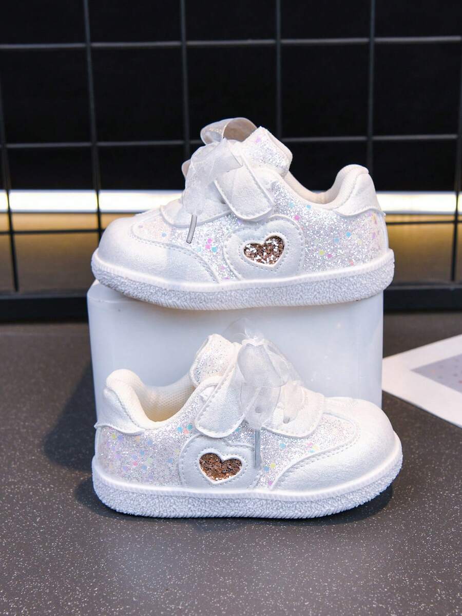 1 Pair All-Season Glitter Fabric With Shiny Heart Design Baby Walking ...