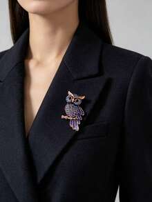 Vintage Rhinestone Owl Brooch, Luxury Blue Crystal Animal Lapel Pin, Versatile Suit Jacket Accessory, Holiday Gift - Blue - View 4