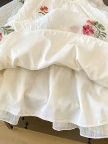 Girls' French Country Style Floral Embroidered Sweet Petal Sleeve Princess Dress, Random Embroidery, Autumn - Apricot - View 6