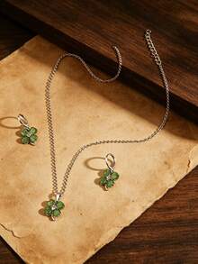 3pcs/Set Lucky Four-Leaf Clover Pendant Necklace & Elegant Four-Leaf Clover Earrings, Premium Jewelry Set, Exquisite Luxury Personalized Versatile Commemorative Gift - Green - View 4