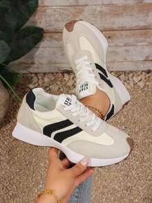 1 Pair Black & White Colorblock Jogging Shoes, Soft Sole Low-Top Commuter Sneakers, Suitable For Daily Wear And Outdoor Sports - Beige - View 2