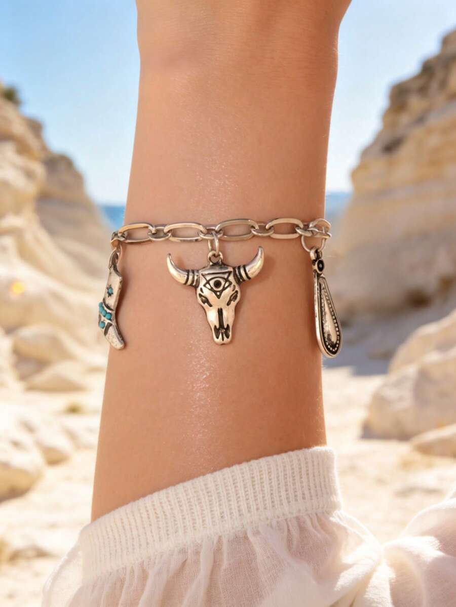1 buah Gelang Gaya Koboi Barat Vintage dengan Hiasan Kepala Banteng dan Sepatu Bohemian - Perak - View 1