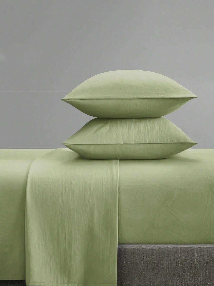 4-Piece Solid Light Green Bedding Set, Easy Care, Soft Bedding Set, Includes Fitted Sheet (1 Flat Sheet + 1 Fitted Sheet + 2 Pillowcases). Solid Color Fitted Sheet Set, Available Sizes: King, Queen, Full, Twin. Fitted Sheet Deep Pocket Design, Fits Up To 11.8 Inch Mattress. Soft And Breathable, Wrinkle-Resistant - Sprout Green - View 1