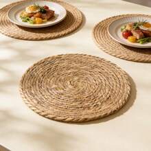 Natural Woven Round Placemat, Heat-Resistant Non-Slip Tabletop Protector, Suitable For Dining Table, Kitchen, Home Tabletop Decoration - View 2