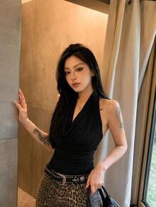 YEAE | Atasan Halter Tanpa Punggung Seksi - Hitam - View 3