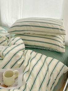 3pcs 100% Polyester Retro Green Striped Printed Duvet Cover Set, 2 Pillowcases + 1 Duvet Cover (No Bed Sheet), Soft & Comfortable, Suitable For All Seasons - Multicolor - View 5