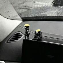 1/2pcs Vintage Swordsman Car Ornament, Creative Resin Craft, Cool Chinese Black-Clad Assassin, Unique Design, Small And Exquisite, Suitable For Car Dashboard, Car Window, Rearview Mirror, Desk, Indoor Home Decor, Fish Tank, Halloween, Christmas, Holiday Gift - Swordsman - View 3
