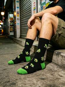 1 Pair Men's Black Bottom Green Cartoon Avocado Pattern Mid-Calf Socks, Fun Street Style, Suitable For All Seasons/Daily Wear/Skateboarding Street/Holiday Gift - Multicolor - View 4