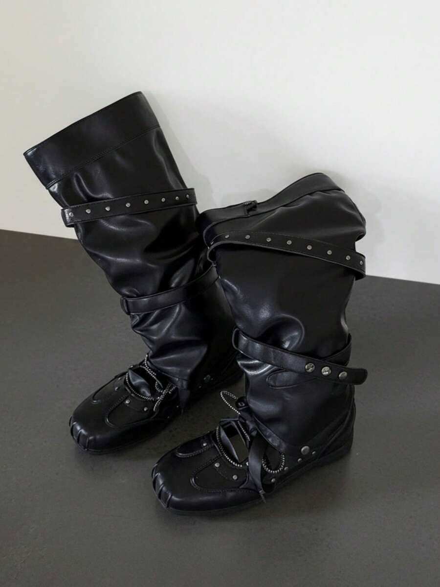Sepatu Bot Tinggi Berkerut dengan Detail Rivet dan Tali, Ukuran Plus Wanita Gaya Jalanan Y2K, Ujung Bulat - Hitam - View 1