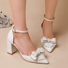 Zapatos de mujer de tacón grueso y punta afilada, adornados con un lazo, de estilo retro Mary Jane, modernos y elegantes, disponibles en texturas de tweed blanco y negro. - Blanco - Ver 3