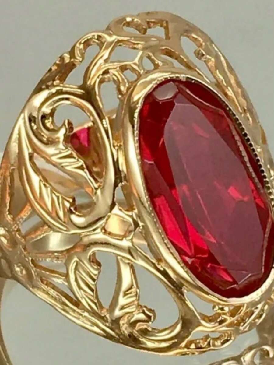 Vintage Luxury Gold Hollow Ring, Jewelry Accessory For Women To Wear At Holiday Parties - Gold - View 1