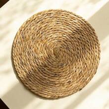Natural Woven Round Placemat, Heat-Resistant Non-Slip Tabletop Protector, Suitable For Dining Table, Kitchen, Home Tabletop Decoration - View 3