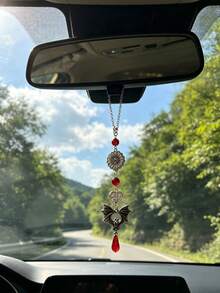 Pingente de Espelho Retrovisor de Morcego Escuro, Ornamento Pendurado de Decoração de Carro com Conta Vermelha de Margarida Vintage, Charme de Espelho Retrovisor de Morcego Gótico, Pingente Pendurado de Interior de Carro com Conta Vermelha de Margarida em Forma de Coração e Gota de Água - Flor de Morcego - Visão 2