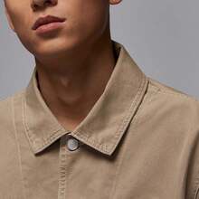 Nike Jordan Essentials Chicago Men's Loose Fit Comfortable Cotton Utility Windbreaker Jacket - Light Brown - View 3
