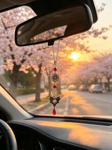 Pingente de Espelho Retrovisor de Morcego Escuro, Ornamento Pendurado de Decoração de Carro com Conta Vermelha de Margarida Vintage, Charme de Espelho Retrovisor de Morcego Gótico, Pingente Pendurado de Interior de Carro com Conta Vermelha de Margarida em Forma de Coração e Gota de Água - Flor de Morcego - Visão 5