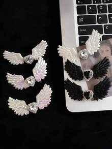 6PCS Sweet Cool Angel Wing Heart Rhinestone Hair Clips, Laser Holographic Feather Wing Hair Clips, Heart Gemstone Wing Hair Clips, Y2K Millennium Style Hot Girl Hair Accessories, Daily Exquisite Versatile Hair Clips - Multicolor - View 4