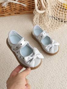 1 Pasang Sepatu Bayi Perempuan Motif Kupu-kupu dan Pita, Bahan PU, Desain Ajaib, Anti Selip, Modis, Klasik, Gaya Korea, Sepatu Balita, Cocok untuk Musim Gugur - Perak - View 6