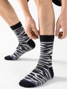 1/5/10 Pairs Men's Mid-Calf Socks, Fun Green Striped Cartoon Unisex Sports Style Long Socks, Crazy Happy Socks - Multicolor - View 16