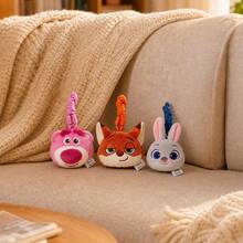 Miniso 授權 Disney Pixar Lotso Bear & Zootopia 毛絨零錢包，多功能迷你收納袋，手腕掛繩手機掛繩迷你包，柔軟毛絨耳機包鑰匙圈錢包手機吊飾，適合兒童女孩禮物 - 橘色 - 查看 4