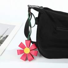 1 Gantungan Kunci Bunga Daisy, Hiasan Tas Bunga Kelopak Ganda, Ornamen Liontin Warna-warni, Hadiah Festival Lucu untuk Wanita dan Anak Perempuan - MultiWarna - View 7