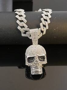 Hip-Hop Style Full Rhinestone Skull Pendant Cuban Chain Necklace, Dark Personalized Streetwear Accessory, Suitable For Rap Performance, Halloween Party, Cool Unisex Niche Gift Jewelry - Skull Pendant Necklace - View 5