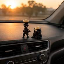 1/2pcs Vintage Swordsman Car Ornament, Creative Resin Craft, Cool Chinese Black-Clad Assassin, Unique Design, Small And Exquisite, Suitable For Car Dashboard, Car Window, Rearview Mirror, Desk, Indoor Home Decor, Fish Tank, Halloween, Christmas, Holiday Gift - Swordsman - View 6
