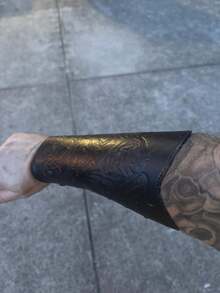 Medieval Leather Bracers Dragon Embossed Viking Leather Bracers Leather Arm Armer Cuff Leather Gauntlet Costumes Accessories,Halloween - Multicolor - View 3