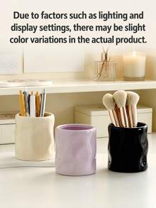 1pc Plastic Makeup Brush Holder, Pleated Pen Holder, Cream Style Desktop Storage Rack, Suitable For Vanity And Office, 5 Colors Available - Polka Dots - View 3