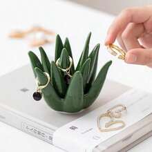 Creative Aloe Vera Shaped Ceramic Ring Holder, Succulent Jewelry Display Tray, Vanity Tabletop Decor Ornament - Green - View 4